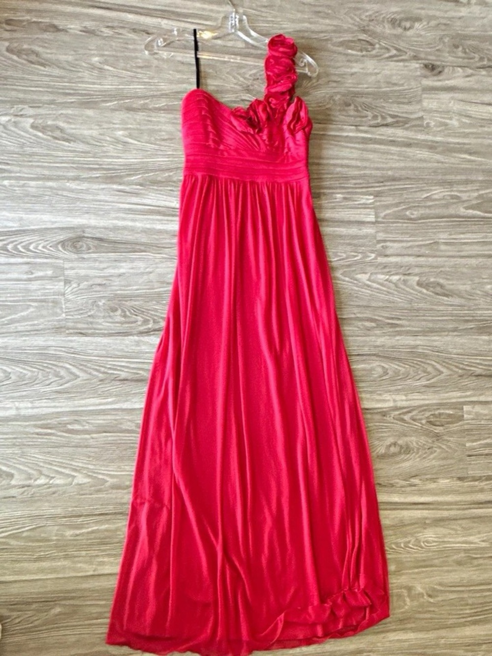 City Triangles One-Shoulder Fuchsia Prom Dress with Ruffle Strap